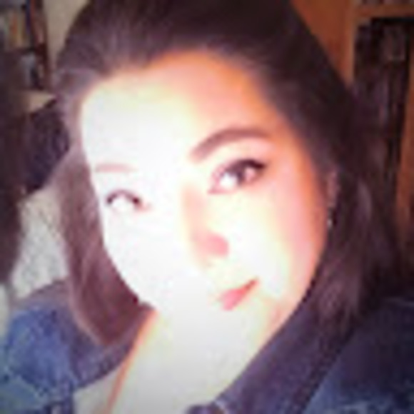 Meet your Posher, Denise - Picture 1 of 1